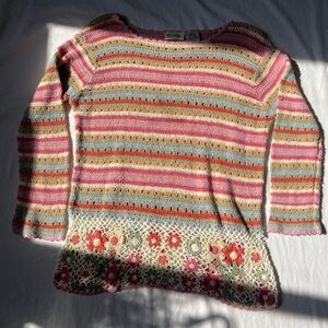 Vintage Crocheted floral sweater| White Stag| size large|Colorful